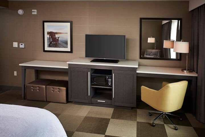 Room 4 of 31